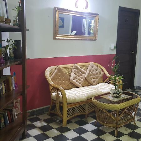 The Little Garden Boutique Hotel プノンペン エクステリア 写真