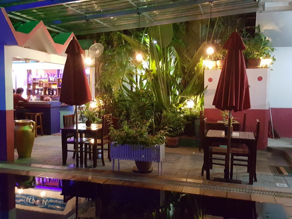 The Little Garden Boutique Hotel プノンペン エクステリア 写真