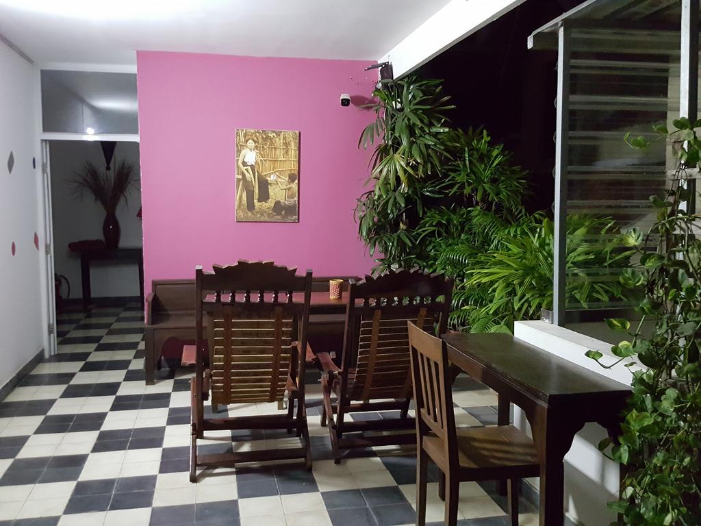 The Little Garden Boutique Hotel プノンペン エクステリア 写真