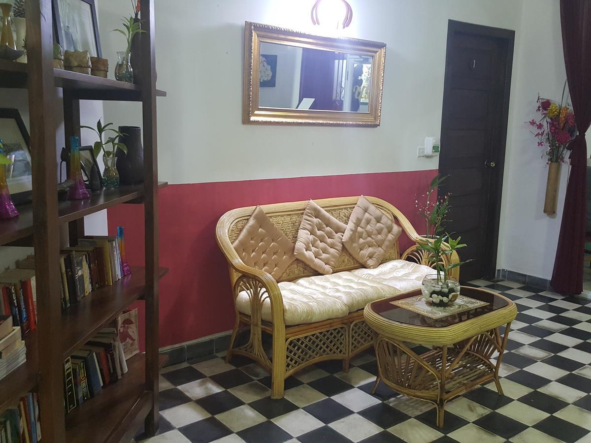 The Little Garden Boutique Hotel プノンペン エクステリア 写真